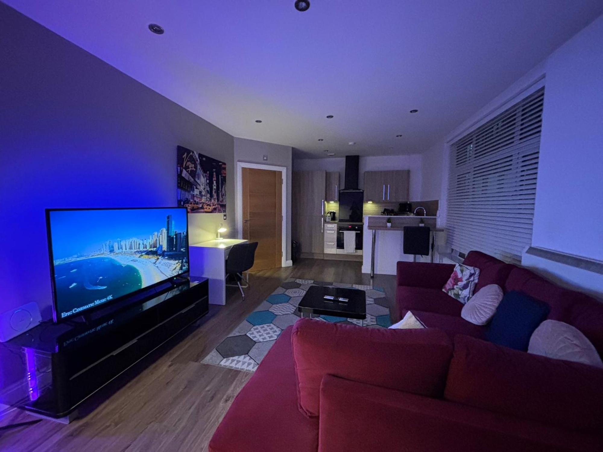 24-7 Secured City Centre Apartments With Free Underground Parking And Wifi Birmingham Zewnętrze zdjęcie