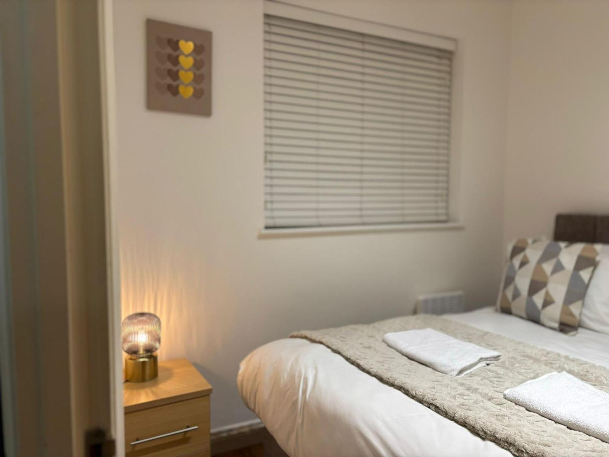 24-7 Secured City Centre Apartments With Free Underground Parking And Wifi Birmingham Zewnętrze zdjęcie