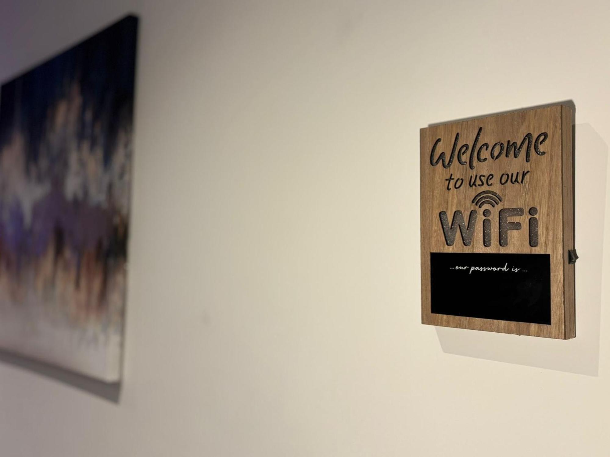 24-7 Secured City Centre Apartments With Free Underground Parking And Wifi Birmingham Zewnętrze zdjęcie