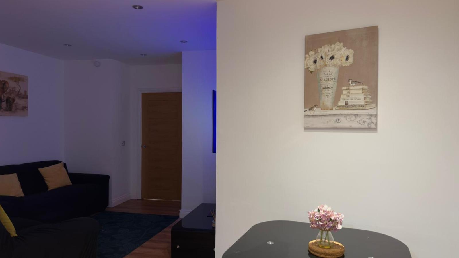 24-7 Secured City Centre Apartments With Free Underground Parking And Wifi Birmingham Zewnętrze zdjęcie
